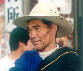 heishui tibetan people 01